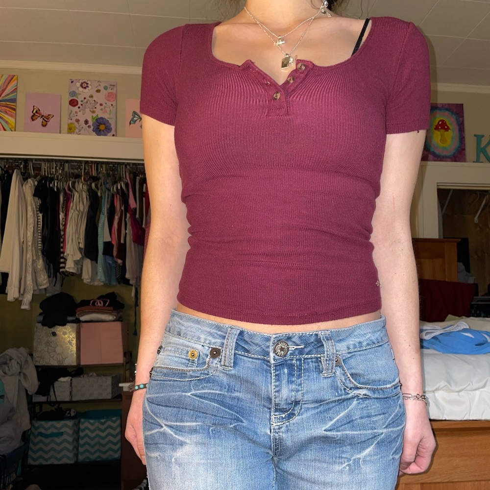 Burgundy Ribbed Henley Top - Picture 3 of 6
